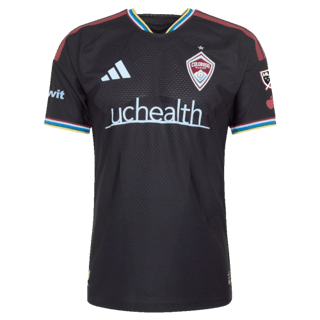 Echipamentul Colorado Rapids